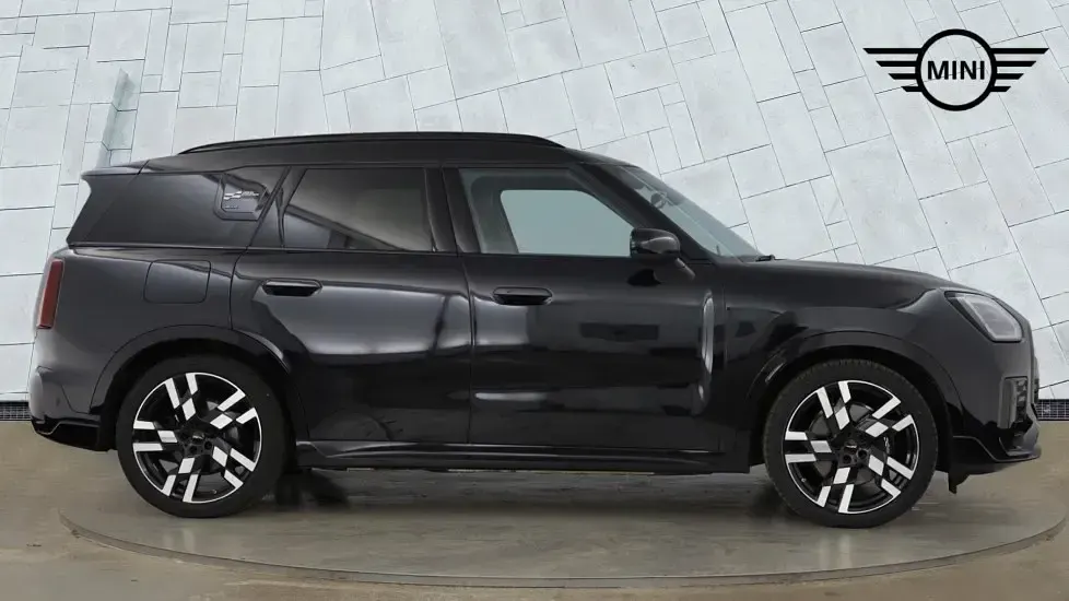 Used Mini Countryman 227 kW (309 HP) 2024 Black SUV