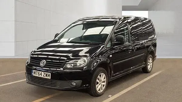 Used VW Caddy Maxi Highline 102 HP (75 kW) 2014 Black MPV