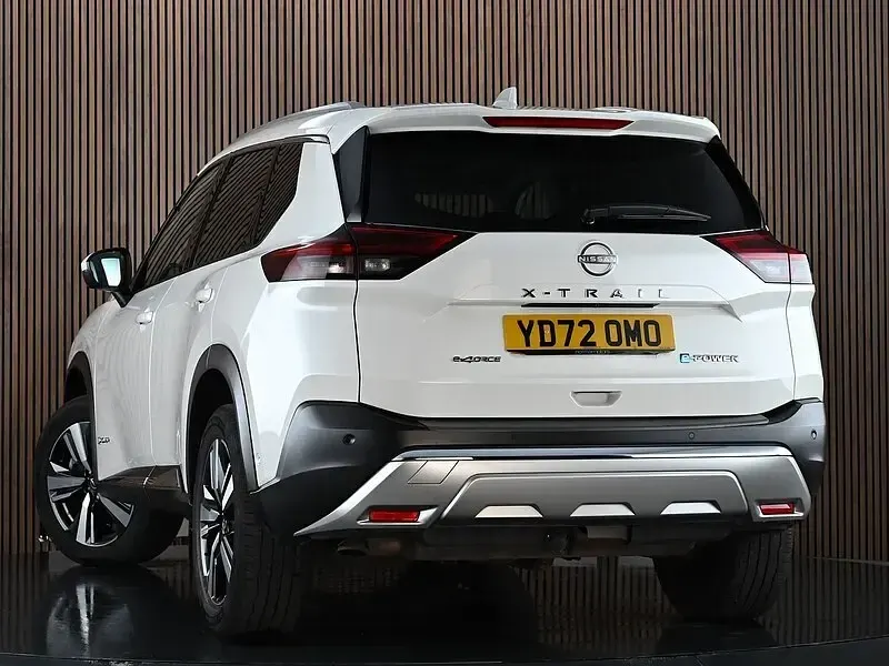 Used Nissan X-Trail Tekna 213 HP (156 kW) 2023 White SUV
