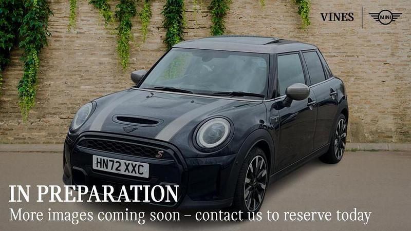 Used Mini Cooper S Exclusive 176 HP (129 kW) 2022 Black Hatchback