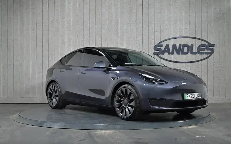 Begagnad Tesla Model Y Performance 392 kW (534 HK) 2023 SUV