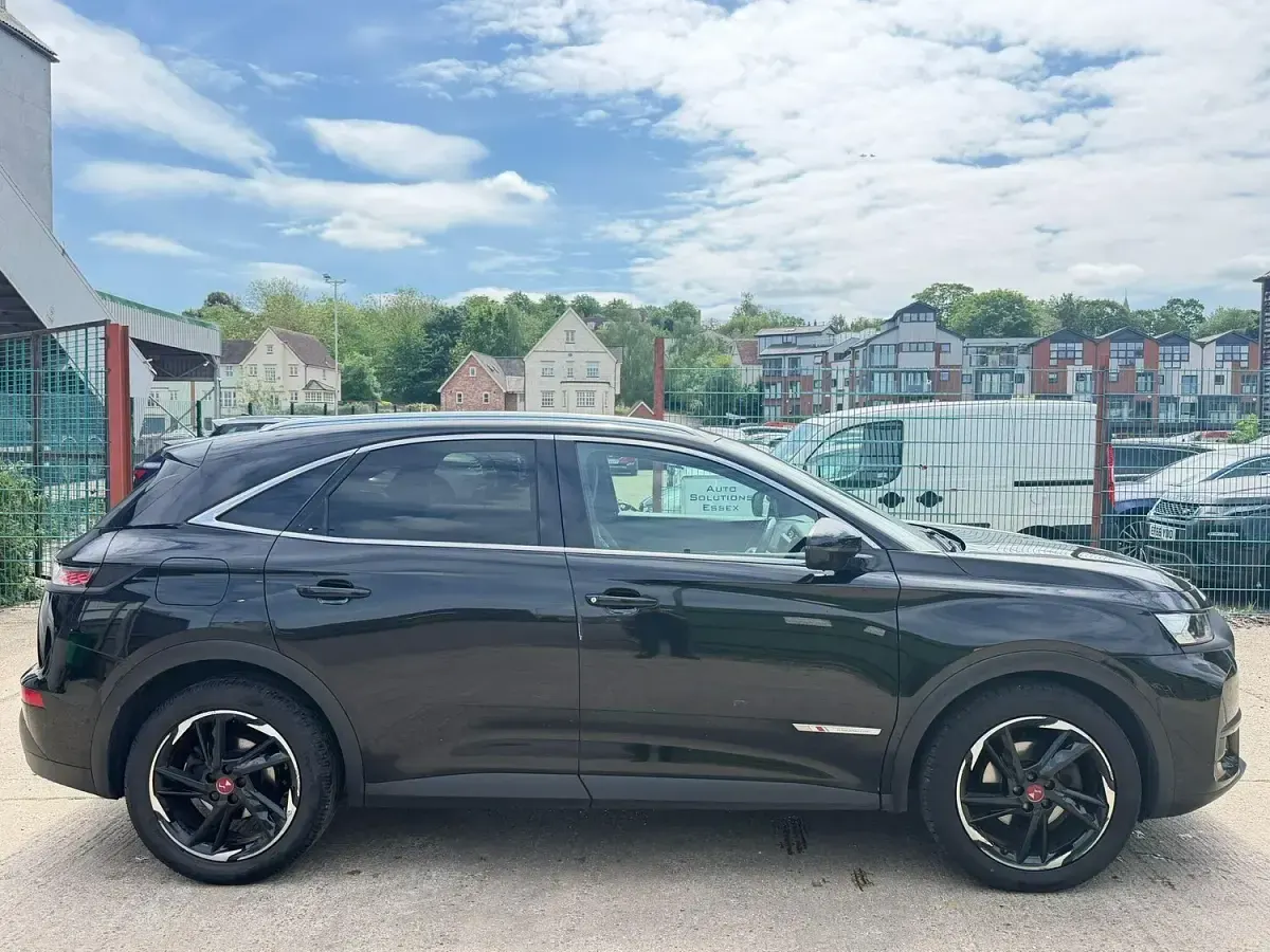 Used DS Automobiles DS7 Crossback Performance 130 HP (95 kW) 2018 Black SUV
