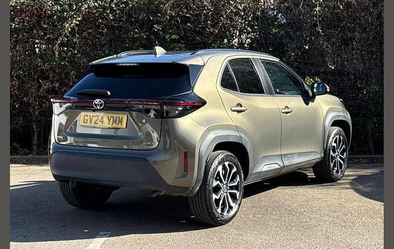 Used Toyota Yaris Cross Design 113 HP (83 kW) 2024 Other SUV