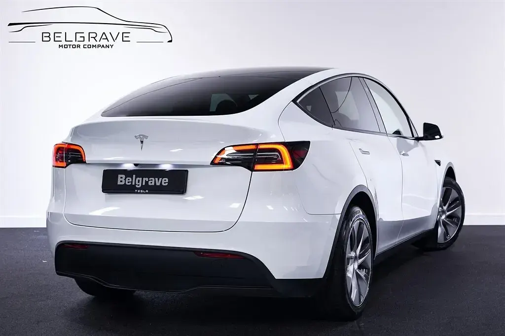 Used Tesla Model Y RWD 254 kW (346 HP) 2024 White SUV