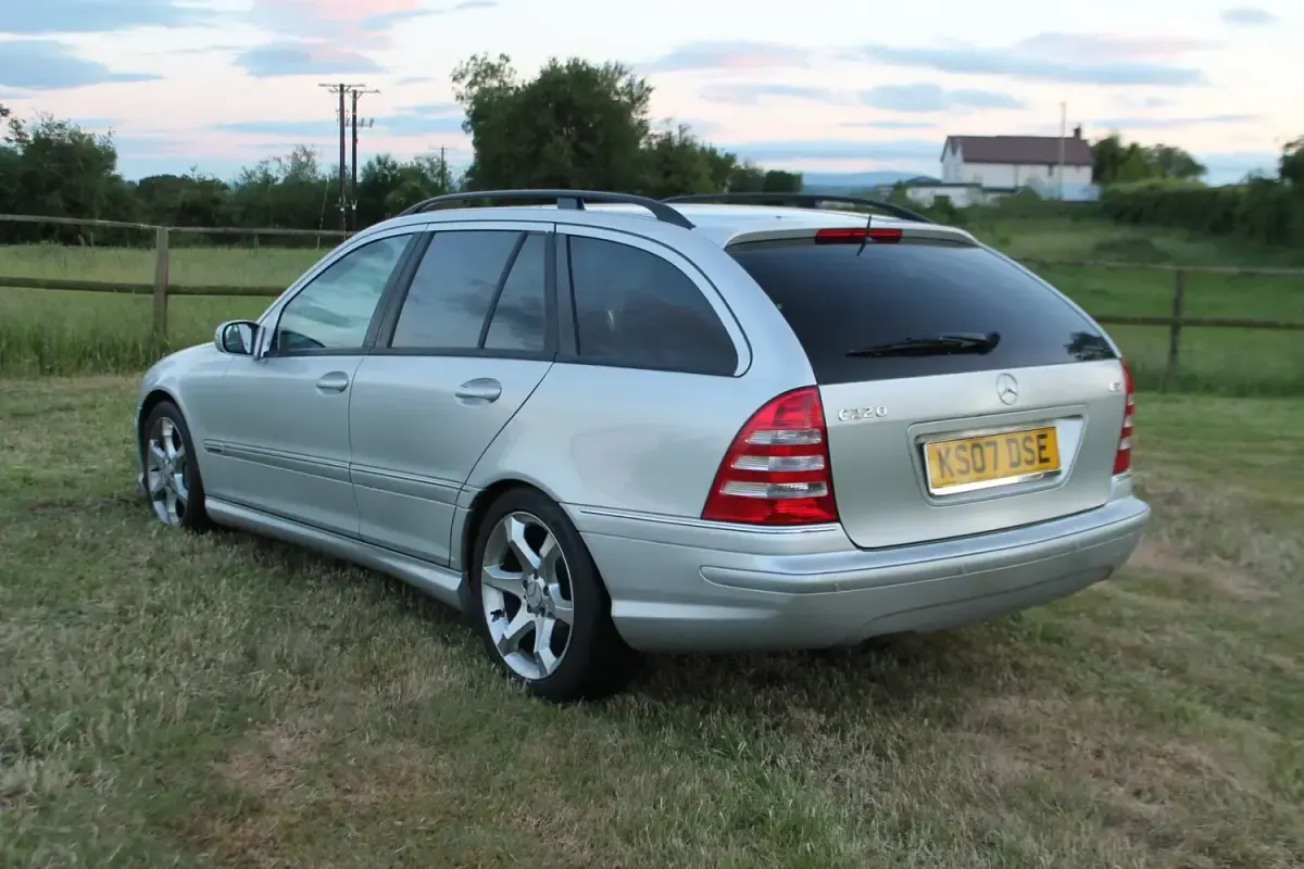 Used Mercedes C220 2007 Silver Estate