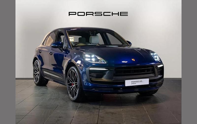 Blue Used 2022 Porsche Macan GTS SUV | £69,490 (Fair price) - Image 1/4