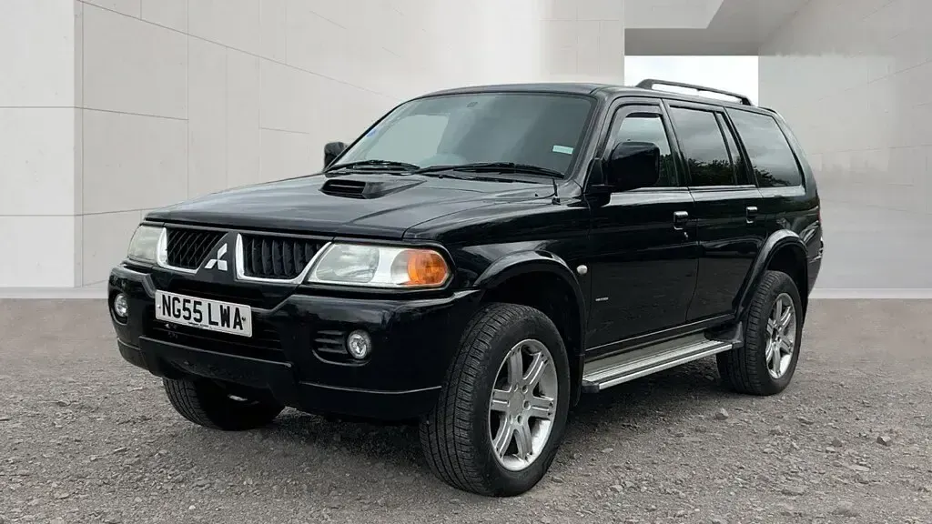 Used Mitsubishi Shogun Warrior 2005 Black SUV