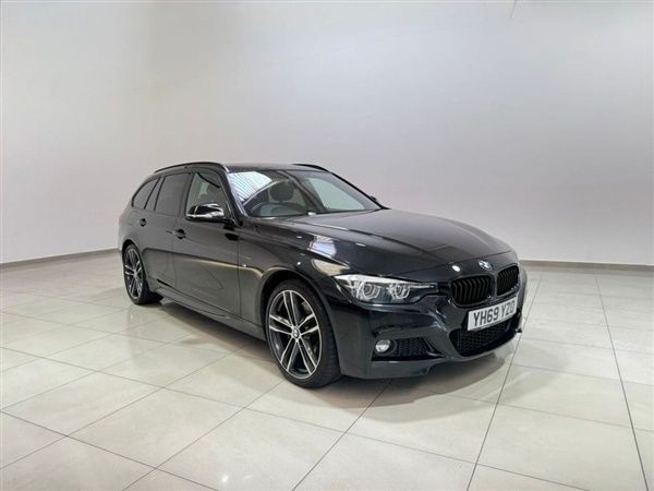 Black Used 2019 BMW 320 M Sport Estate | £13,995 (Good price) - Image 1/1