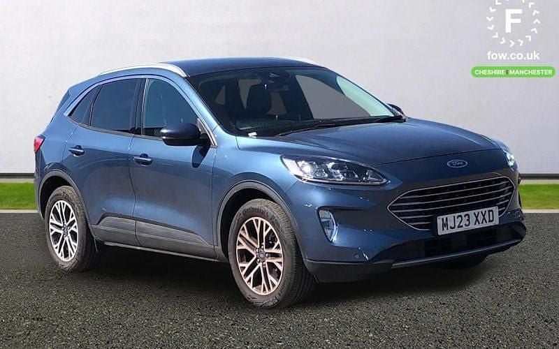 Begagnad Ford Kuga Titanium 150 HK (110 kW) 2023 SUV