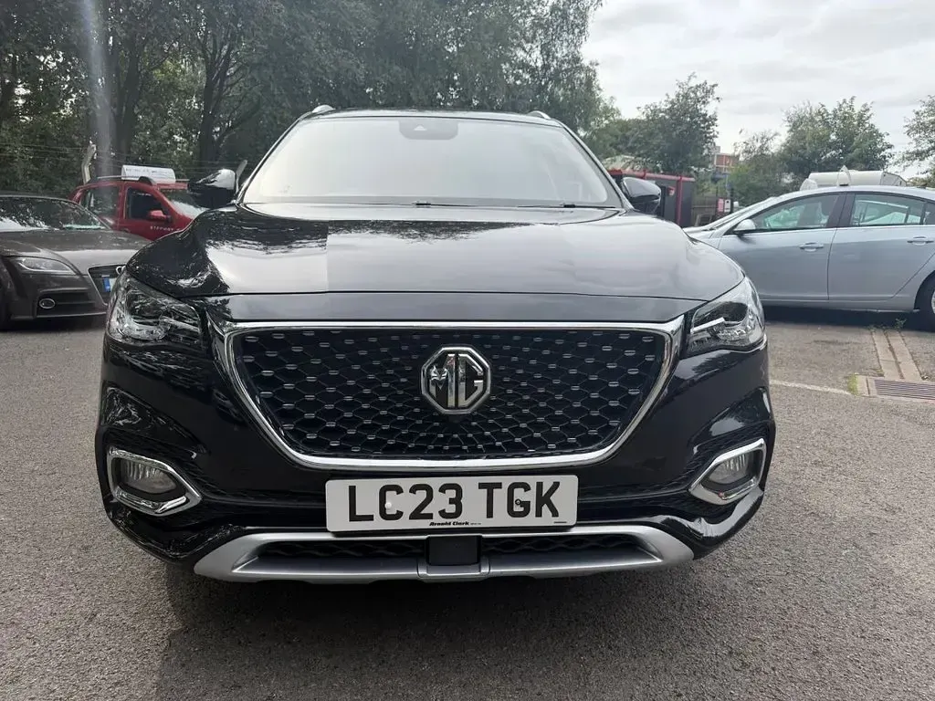 Used MG HS Exclusive 162 HP (119 kW) 2023 Black SUV