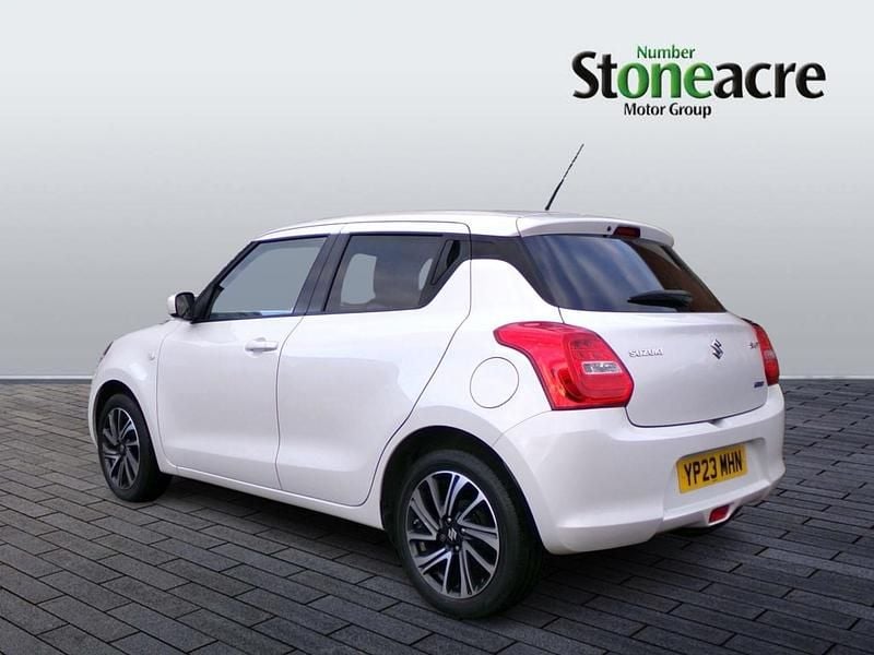 Used Suzuki Swift SZ-L 83 HP (61 kW) 2023 White Hatchback