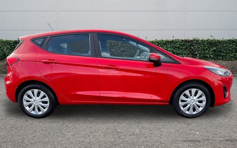 Used Ford Fiesta Trend 101 HP (74 kW) 2022 Red Hatchback