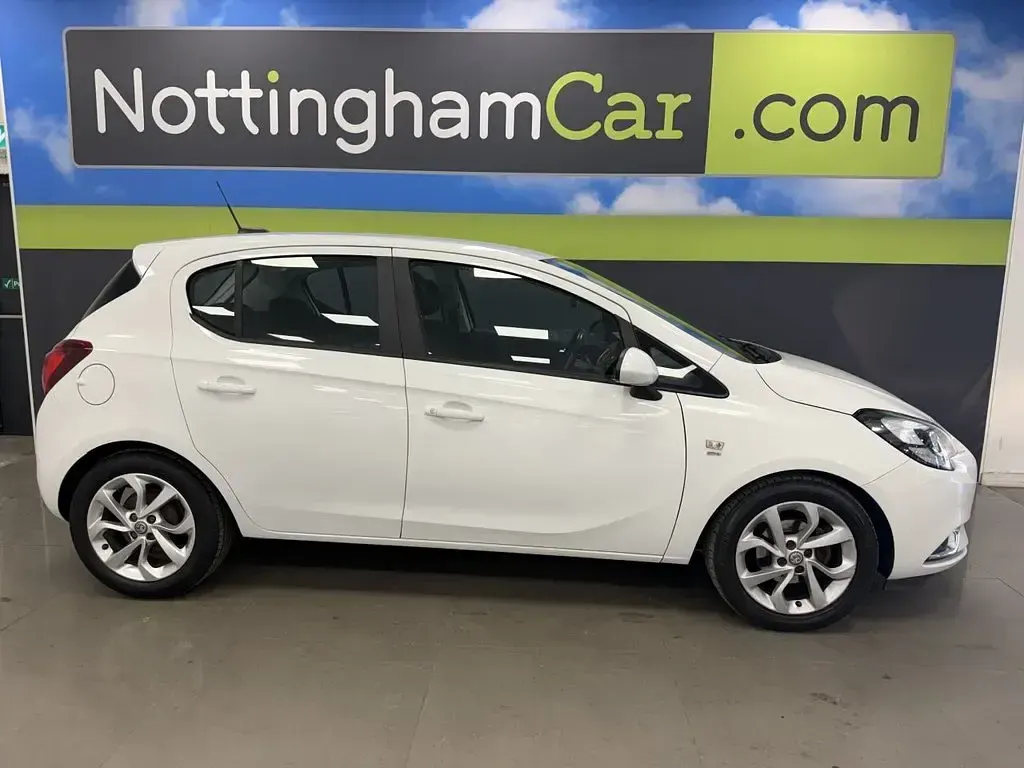 Used Vauxhall Corsa SRi 2016 White Hatchback