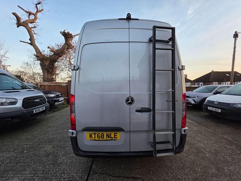 Begagnad Mercedes Sprinter 2018 Silver Van