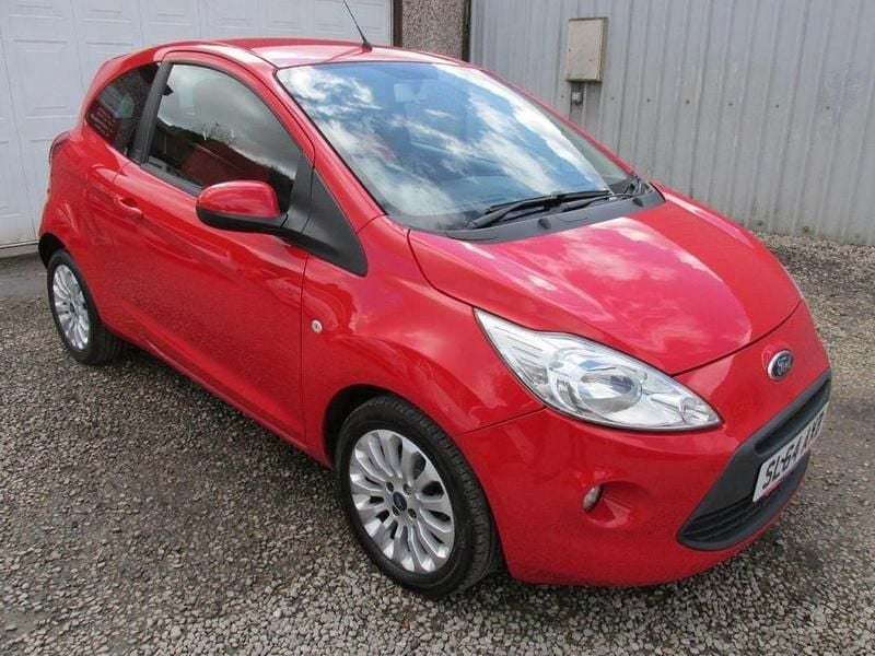 Used Ford Ka Zetec 69 HP (50 kW) 2014 Red Hatchback