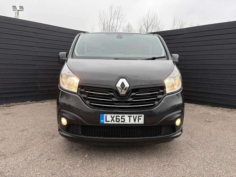 Used Renault Trafic 2015 Black MPV
