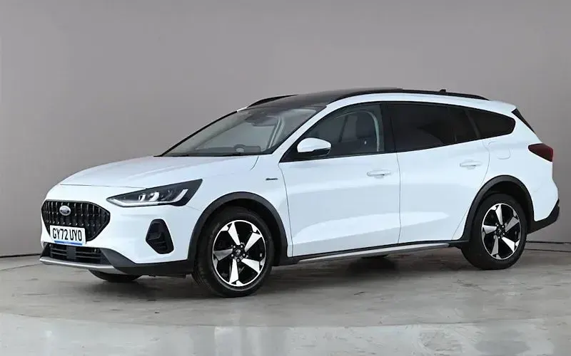 Used Ford Focus Active 125 HP (91 kW) 2022 White Estate