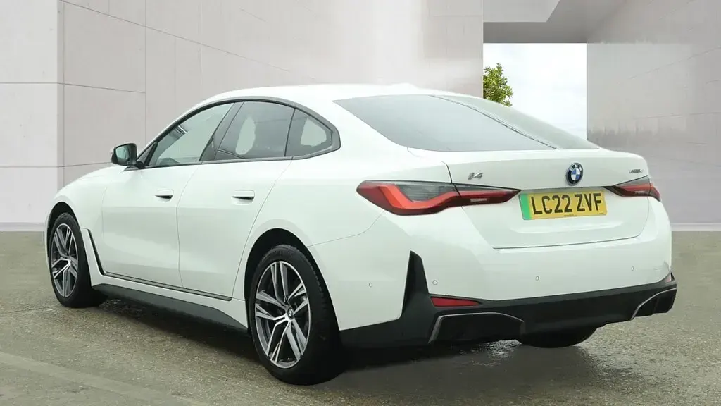 Used BMW i4 Sport Line 250 kW (340 HP) 2022 White Sedan