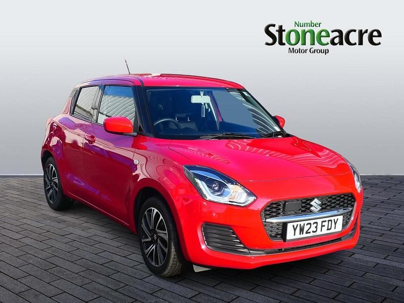 Usado Suzuki Swift SZ-L 83 HP (61 kW) 2023 Vermelho Citadino