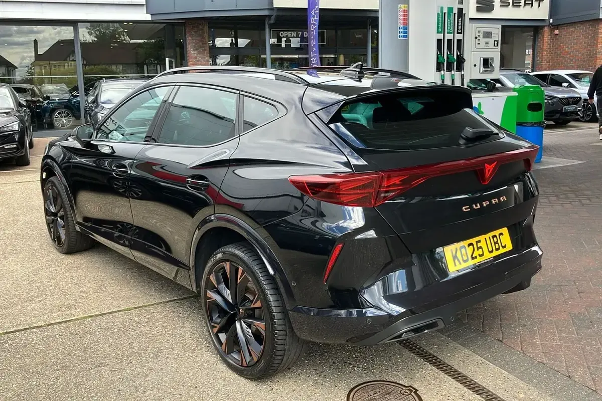 Used Cupra Formentor 148 HP (108 kW) 2025 Black SUV