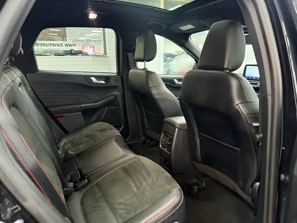 Used Ford Kuga ST-Line X 225 HP (165 kW) 2023 Black SUV