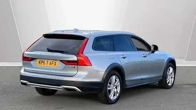 Usado Volvo V90 CC 232 CV (170 kW) 2018 Familiar