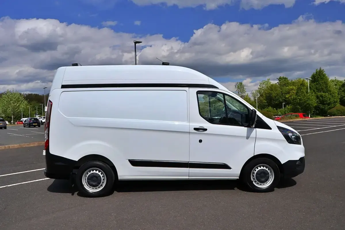 Used Ford Transit Custom 170 HP (125 kW) 2019 White Van