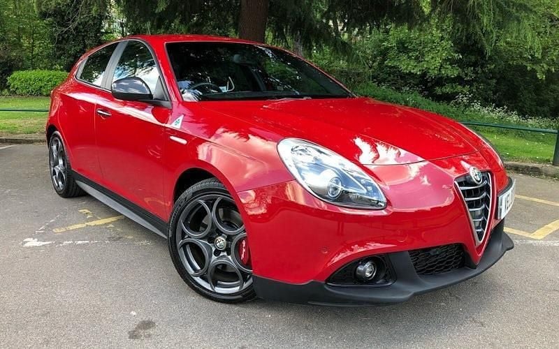Used 2014 Alfa Romeo Giulietta Quadrifoglio Verde Hatchback | £13,995 (Fair price) - Image 1/4
