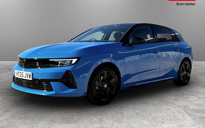 Used Vauxhall Astra 131 HP (96 kW) 2025 Hatchback