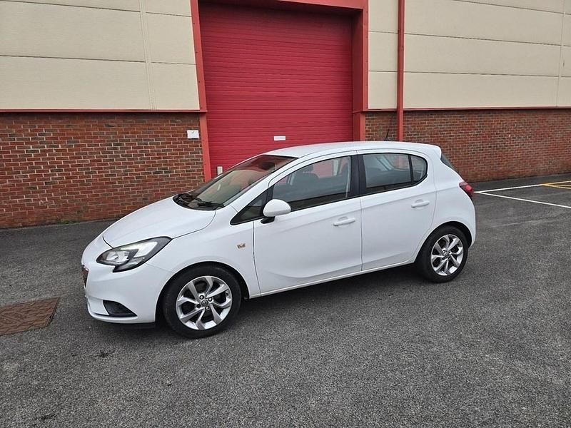 Used Vauxhall Corsa Excite 116 HP (85 kW) 2015 White Hatchback
