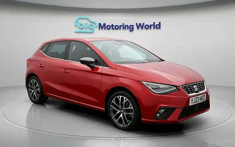 Used Seat Ibiza XCELLENCE Lux 110 HP (80 kW) 2023 Red Hatchback