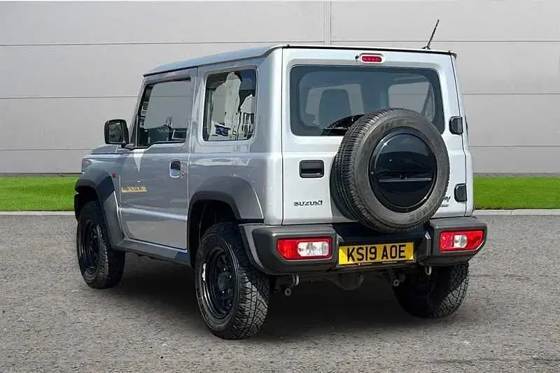 Used Suzuki Jimny SZ4 102 HP (75 kW) 2019 Silver SUV