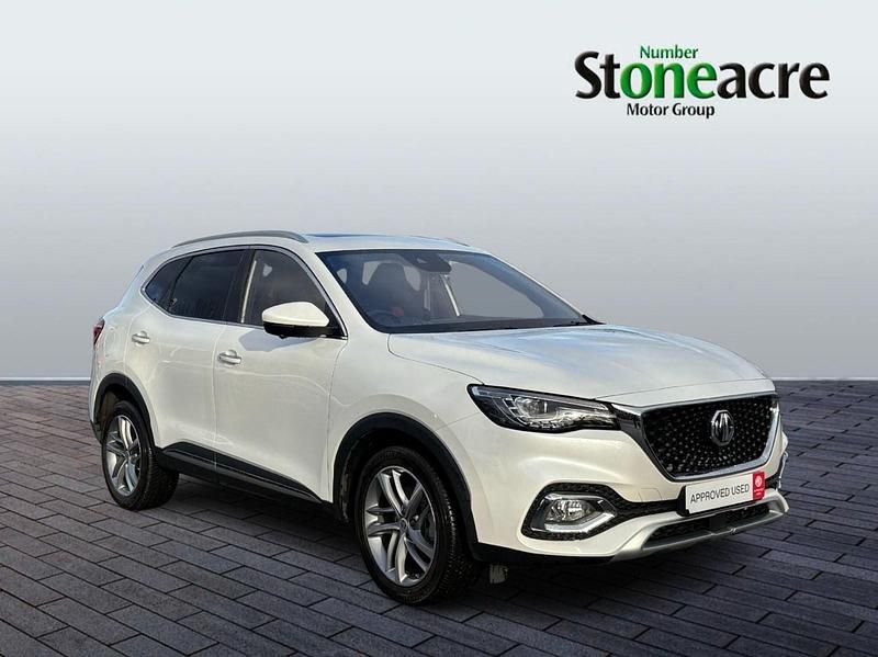 White Used 2023 MG HS Exclusive SUV | £17,495 (Fair price) - Image 1/2
