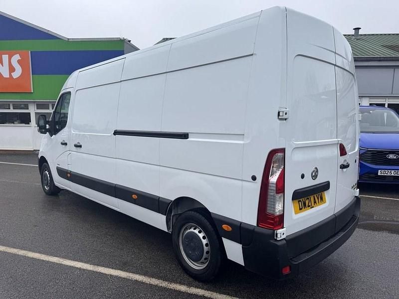 Used Vauxhall Movano Edition 2021 White MPV