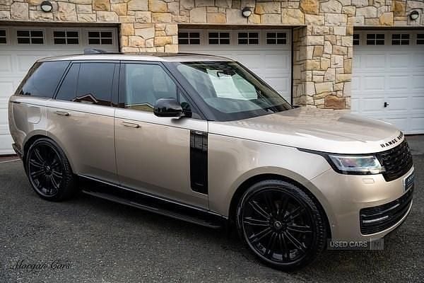 Used Land Rover Range Rover SE 2022 Gold SUV