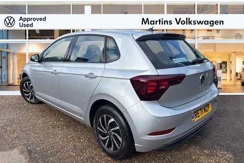 Used VW Polo Life 95 HP (69 kW) 2021 Silver Hatchback