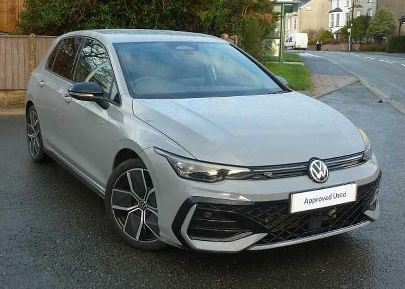 Used VW Golf VIII 150 HP (110 kW) 2025