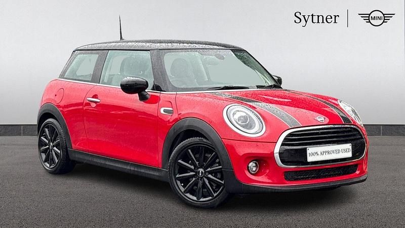 Used Mini Cooper Classic 134 HP (98 kW) 2020 Red Hatchback