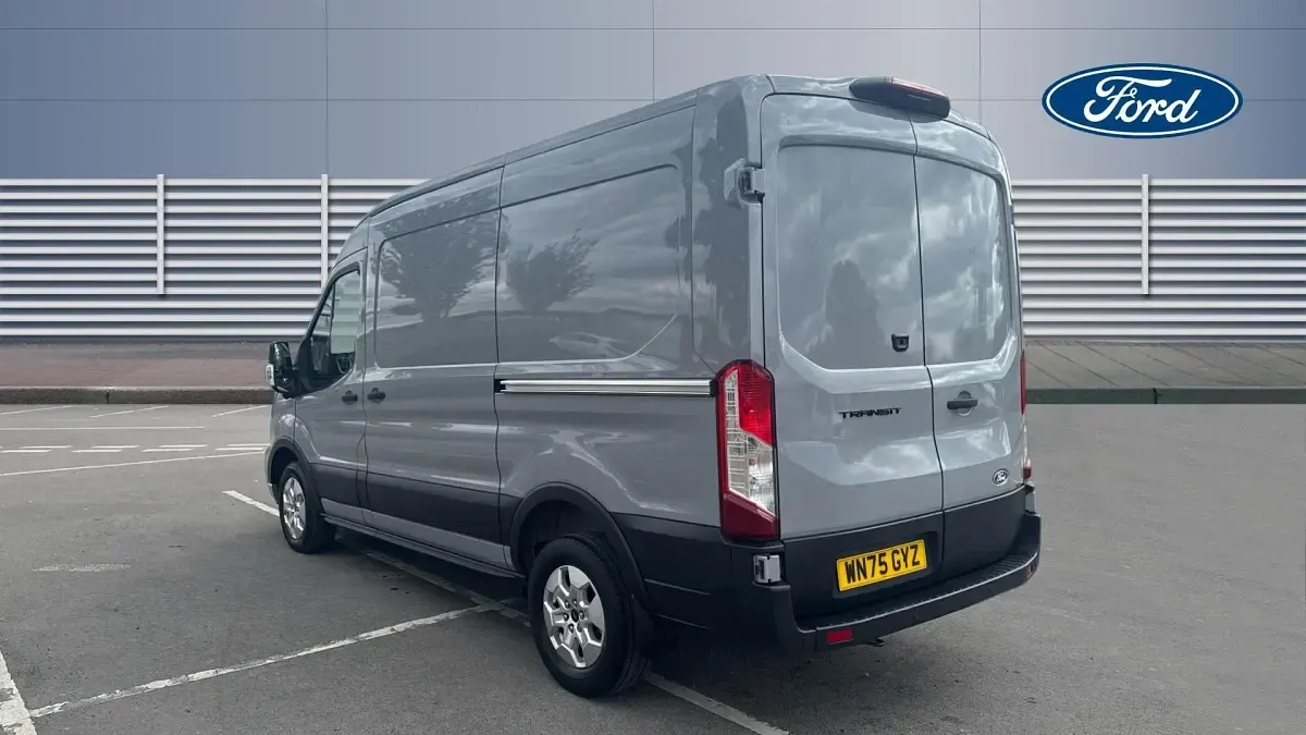 Used Ford Transit Limited 130 HP (95 kW) 2025 Van