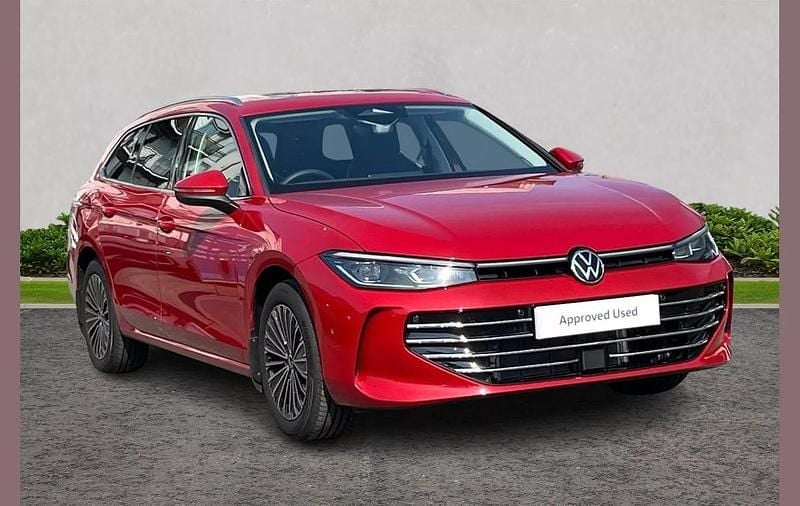 Red Used 2025 VW Passat Elegance Estate | £35,995 - Image 1/4