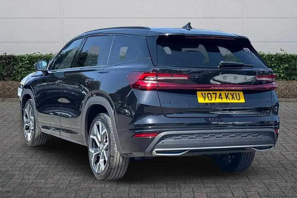 Used Skoda Kodiaq SportLine 150 HP (110 kW) 2024 Black magic pearl effect SUV