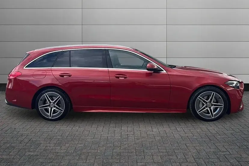 Used Mercedes C300 AMG line 274 HP (201 kW) 2023 Hyacinth red Estate