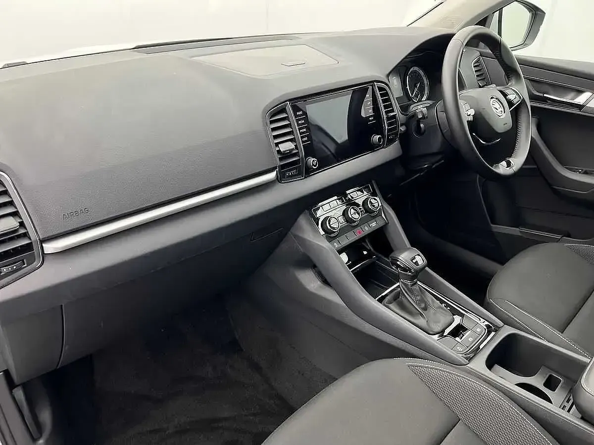 Used Skoda Karoq SE Drive 110 HP (80 kW) 2022 Moon white metallic SUV
