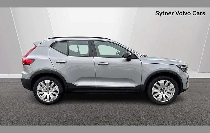 Usado Volvo EX40 Core 182 kW (248 HP) 2025 Cinzento SUV