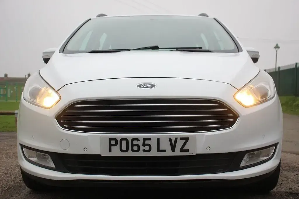 Gebraucht Ford Galaxy Zetec 2022 Weiß Van / Kleinbus