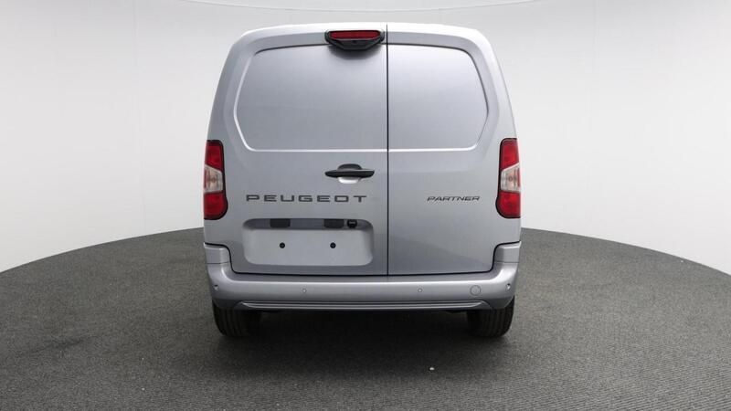 Grey New 2025 Peugeot Partner MPV | £21,299 (Expensive) - Image 1/4