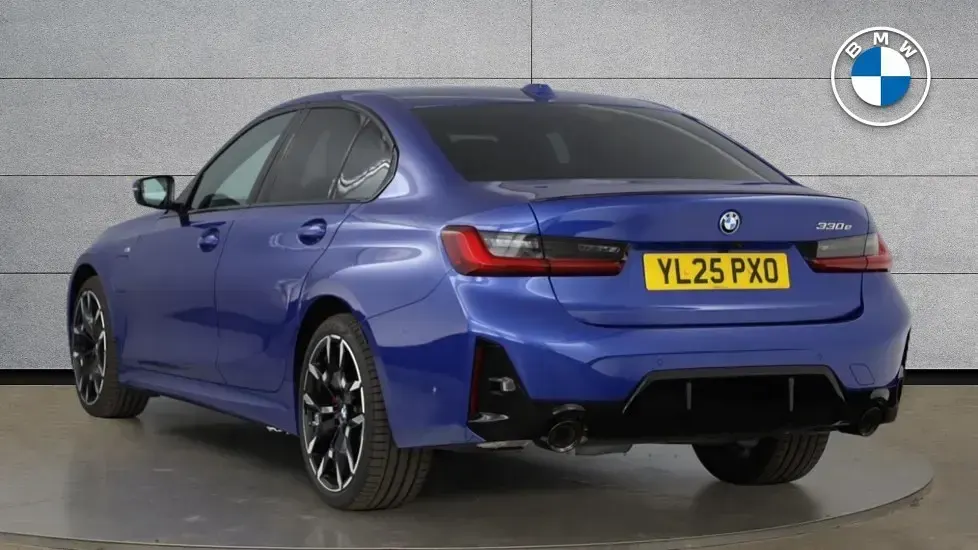 New BMW 330 M Sport 288 HP (211 kW) 2025 Blue