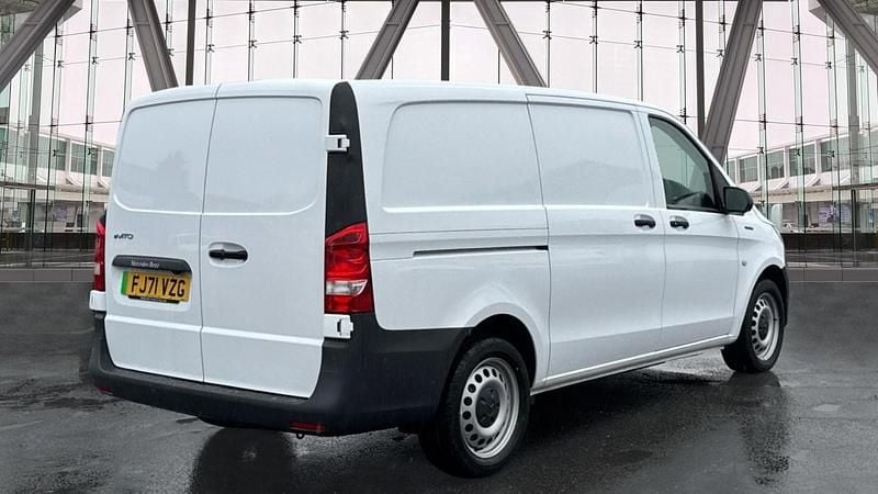Used Mercedes e-Vito Progressive 85 kW (116 HP) 2021 White MPV