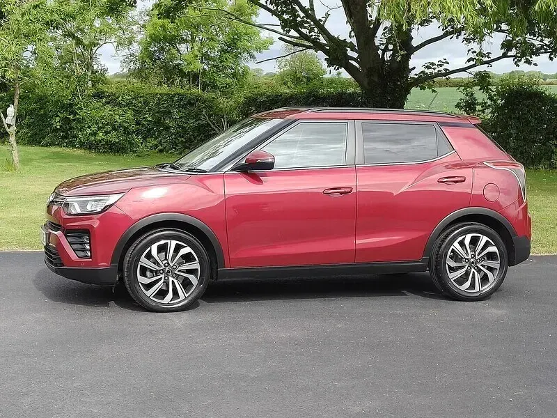 Used SsangYong Tivoli 163 HP (119 kW) 2021 Red SUV