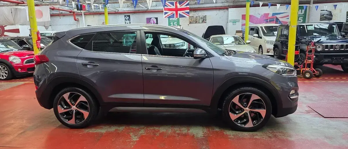 Used Hyundai Tucson Premium 134 HP (98 kW) 2015 Grey SUV